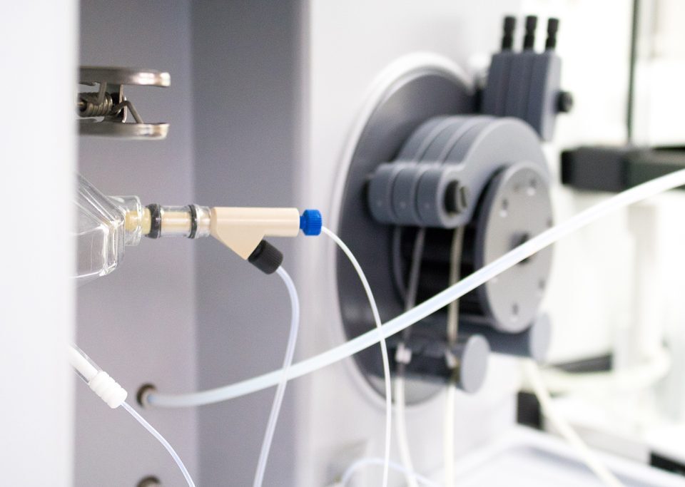 Garantizando la calidad con el nuevo equipo de análisis de metales ICP-OES